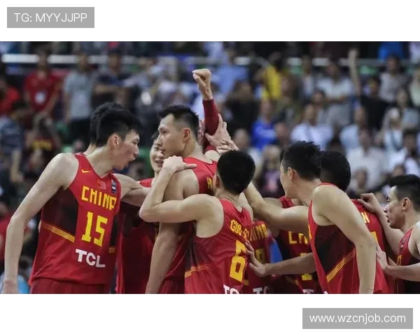 上海篮球队的崛起之路:从低谷到大师赛的辉煌历程解析 上海篮球队的崛起之路:从低谷到大师赛的辉煌历程解析