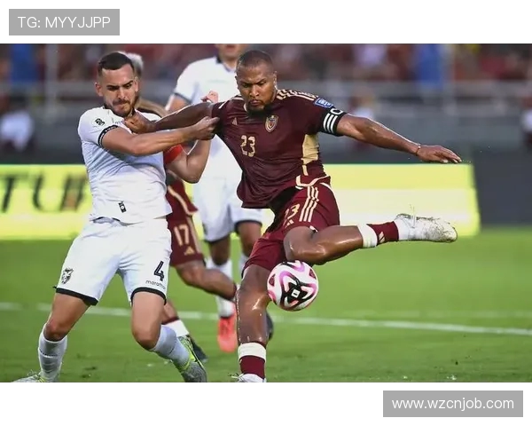 世预赛精彩对决玻利维亚主场迎战智利队争夺晋级机会