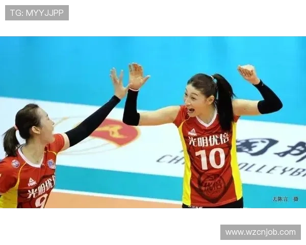 四川女排迎战强敌全力以赴争夺胜利展现团队精神与拼搏意志